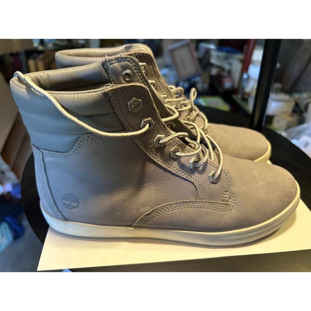 Timberland Women's Light Gray Ankle Boots Size 8